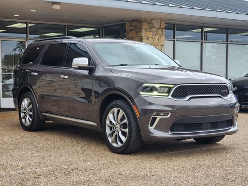 Used 2021 Dodge Durango Citadel image 3