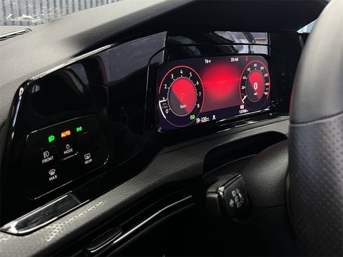 Used 2024 Volkswagen GTI Autobahn image 27