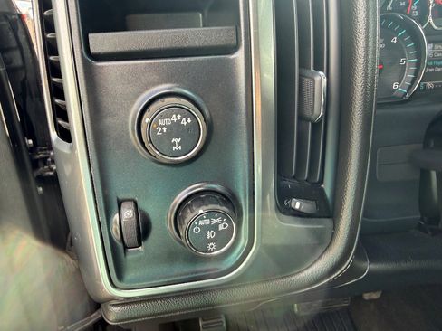 Used 2017 Chevrolet Silverado 1500 LTZ Z71 w/ Redline Edition image 12