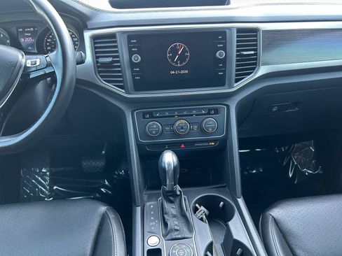 Used 2019 Volkswagen Atlas SE w/ Towing Package AWD/4WD image 7