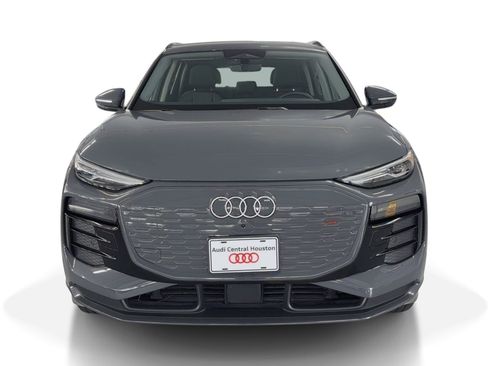 Certified 2025 Audi Q6 e-tron Premium w/ Convenience Package image 6