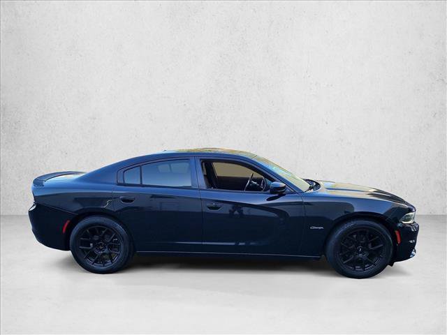 Used 2015 Dodge Charger SE w/ Sport Appearance Group RWD image 4