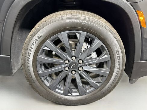 Used 2022 Chevrolet Traverse RS w/ LPO, Floor Liner Package image 32