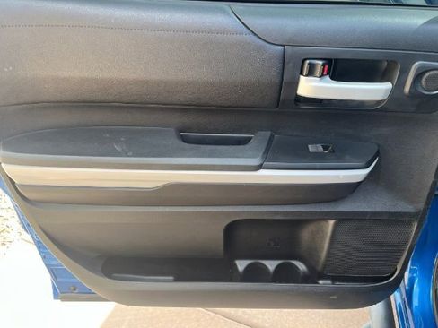 Used 2018 Toyota Tundra SR5 w/ TRD Off Road Package image 15