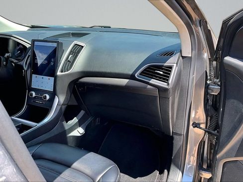 Used 2023 Ford Edge SEL AWD/4WD image 15
