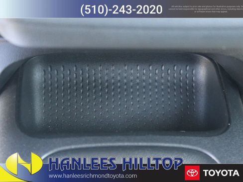 Used 2023 Toyota Corolla LE FWD image 21