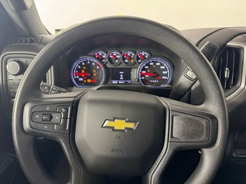 Used 2024 Chevrolet Silverado 2500 Custom AWD/4WD image 13