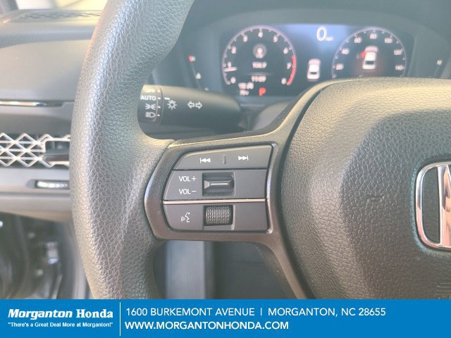 Used 2025 Honda Accord LX image 11