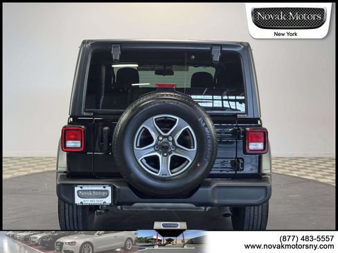 Used 2023 Jeep Wrangler Sport AWD/4WD image 11