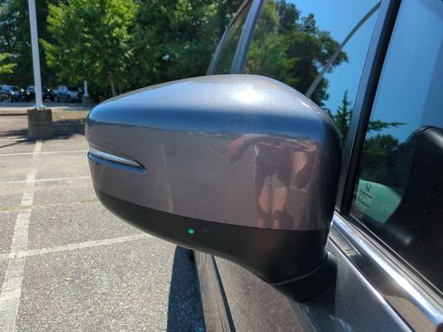Used 2023 Honda Odyssey EX-L image 12