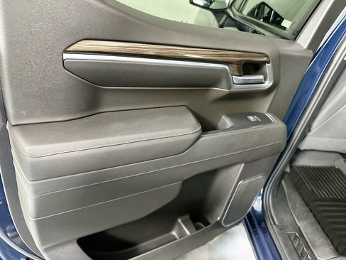 Used 2022 Chevrolet Silverado 1500 LT image 26