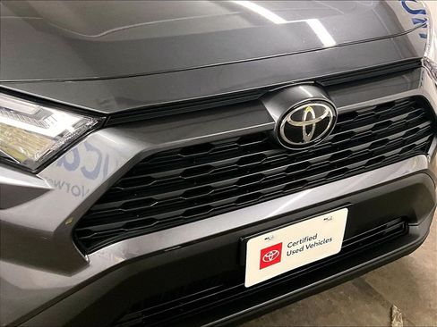 Certified 2025 Toyota RAV4 LE AWD/4WD image 30