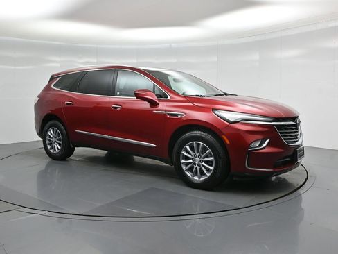 Used 2024 Buick Enclave Premium image 24