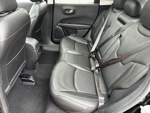 Used 2020 Jeep Compass Limited w/ Premium Lighting Group AWD/4WD image 25