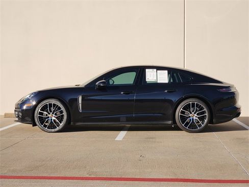 Used 2023 Porsche Panamera 4 Platinum Edition image 4