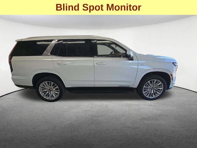 Used 2025 Cadillac Escalade Premium Luxury AWD/4WD image 8