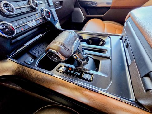 Used 2024 Ford F150 King Ranch w/ FX4 Off-Road Package image 22