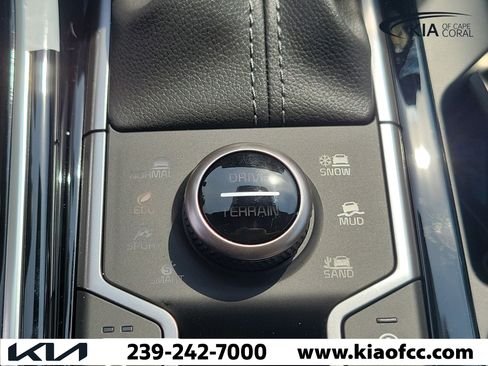 New 2026 Kia Sorento SX Prestige AWD/4WD image 30