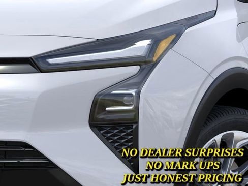 New 2027 Chevrolet Bolt LT w/ Comfort Package FWD image 10