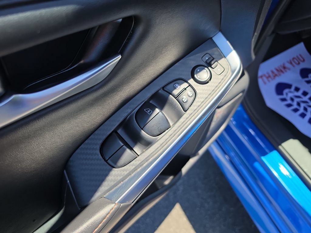 Used 2025 Nissan Sentra SR FWD image 16