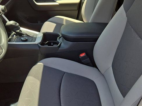 Used 2025 Toyota RAV4 XLE w/ Convenience Package AWD/4WD image 17