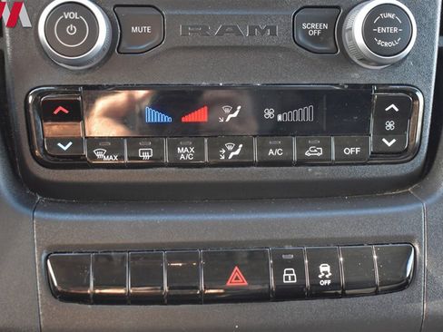 Used 2022 RAM ProMaster 3500 w/ Convenience Group FWD image 19
