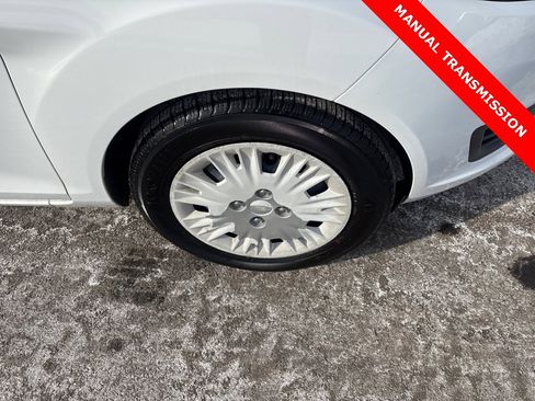 Used 2016 Ford Fiesta S image 31