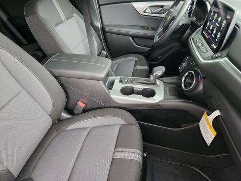 New 2026 Chevrolet Blazer LT w/ Convenience Package FWD image 11