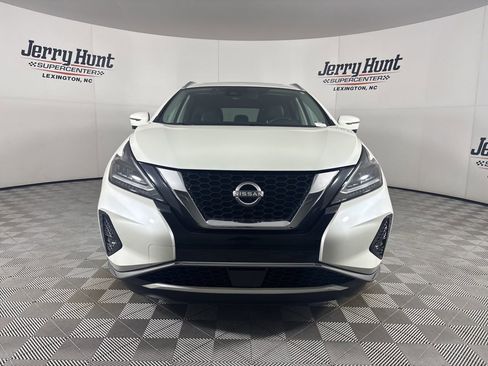 Used 2024 Nissan Murano Platinum w/ Cargo Package image 2