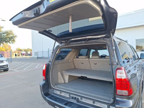 Used 2008 Toyota 4Runner Limited image 36