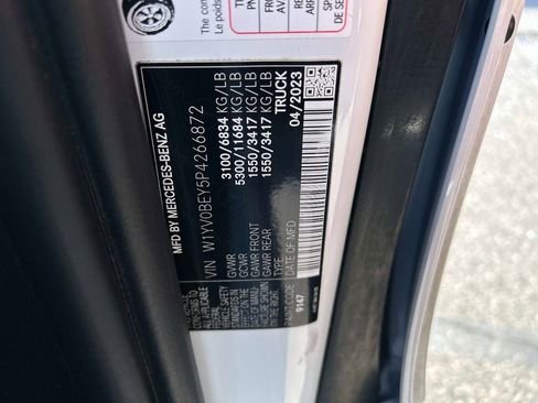 Used 2023 Mercedes-Benz Metris image 32