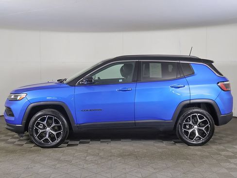 Used 2024 Jeep Compass Limited AWD/4WD image 17