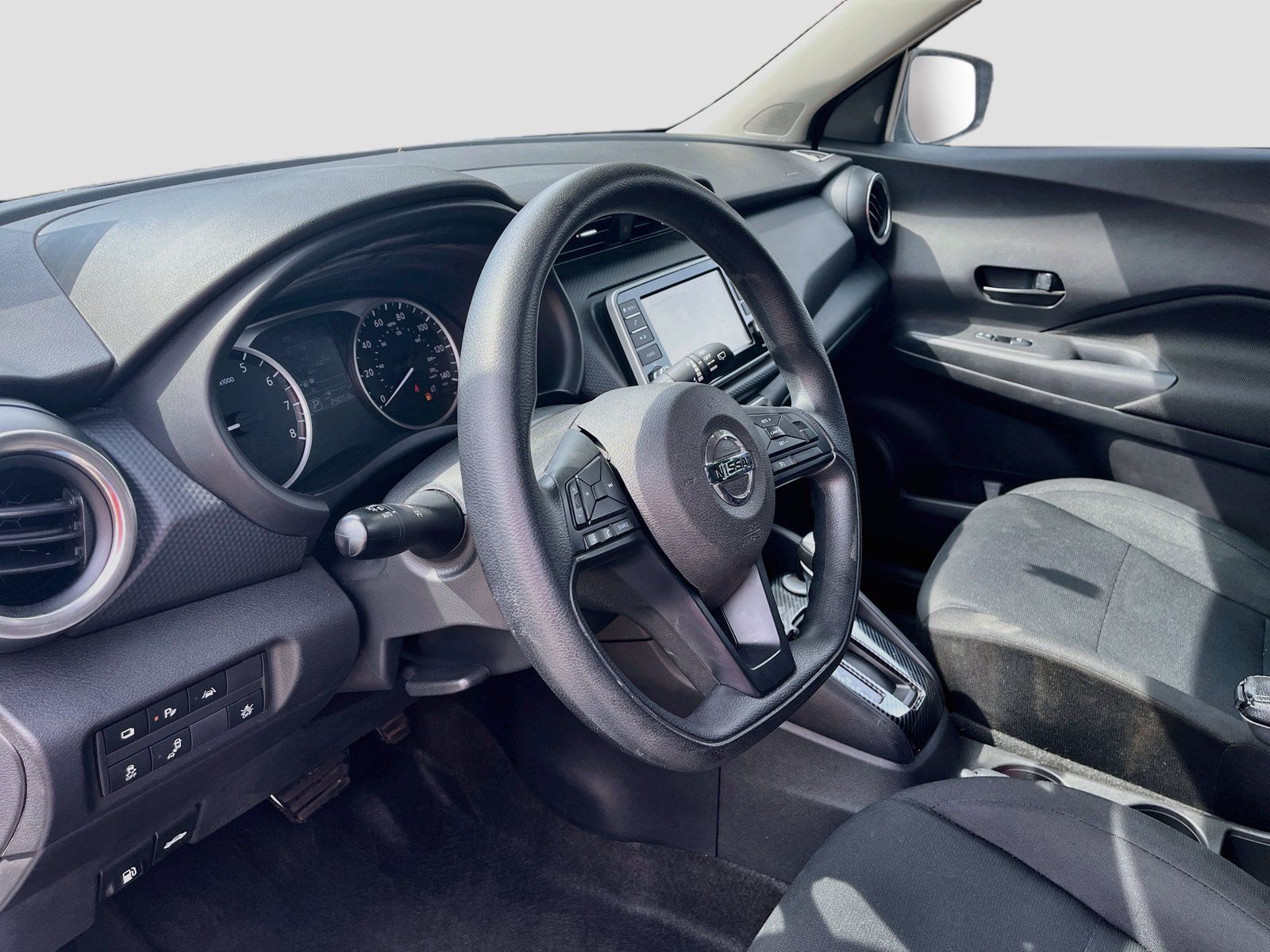 Used 2023 Nissan Kicks S FWD image 12