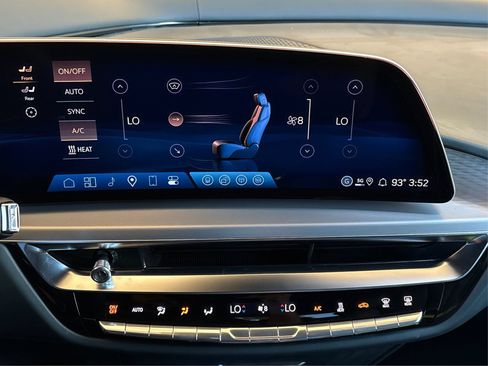 New 2026 Cadillac Lyriq Signature Luxury w/ Nappa Leather Package RWD image 25