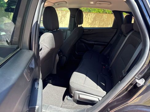 Certified 2025 Ford Escape Active AWD/4WD image 19