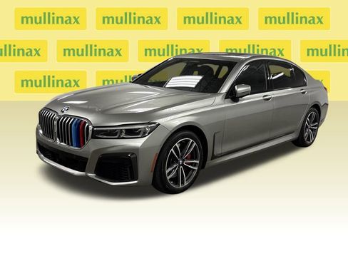 Used 2021 BMW 750i xDrive w/ Executive Package image 8