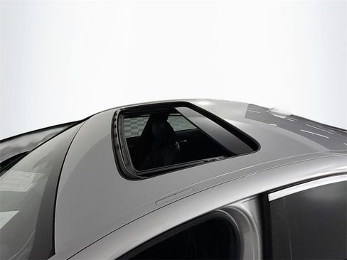 Used 2018 BMW 530i xDrive image 22