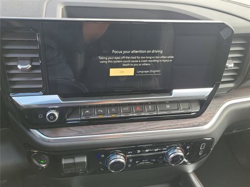 New 2026 GMC Sierra 1500 SLT image 28