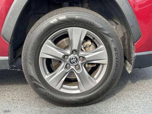 Used 2023 Toyota RAV4 XLE w/ Convenience Package FWD image 10