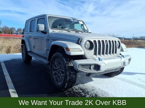 Used 2023 Jeep Wrangler Unlimited Sahara image 1