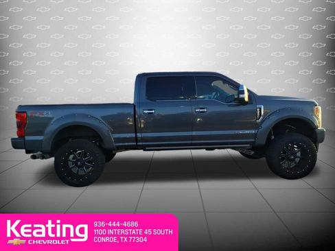 Used 2017 Ford F250 Platinum w/ Platinum Ultimate Package AWD/4WD image 4