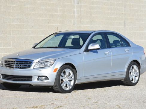 Used 2008 Mercedes-Benz C 300 4MATIC Sedan image 5
