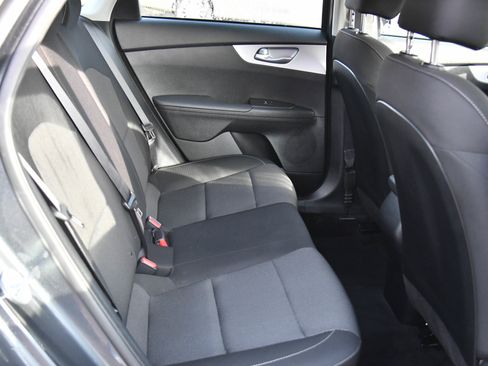 Used 2024 Kia Forte LXS image 33