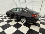 Used 2023 Chevrolet Malibu LT image 2