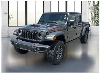 Used 2026 Jeep Gladiator Mojave AWD/4WD video 1