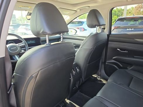 Used 2025 Hyundai Tucson SEL FWD image 11