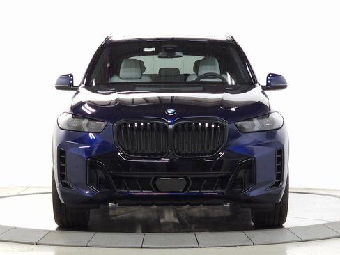 Used 2026 BMW X5 xDrive40i w/ M Sport Package AWD/4WD image 2