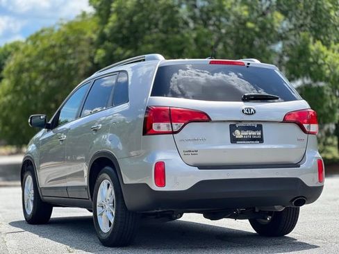 Used 2015 Kia Sorento LX FWD image 7