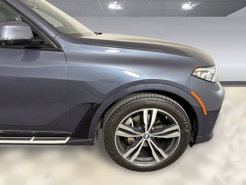 Used 2022 BMW X7 xDrive40i w/ M Sport Package AWD/4WD image 13