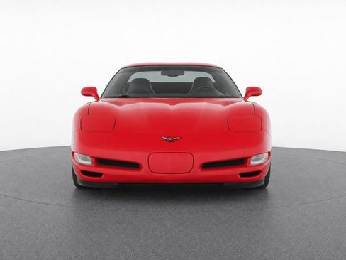 Used 2004 Chevrolet Corvette Coupe w/ Preferred Equipment Group RWD image 6